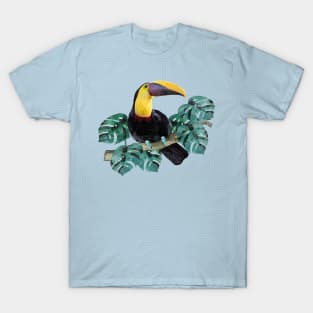 Polygonal art of toucan bird with grunge texture. T-Shirt